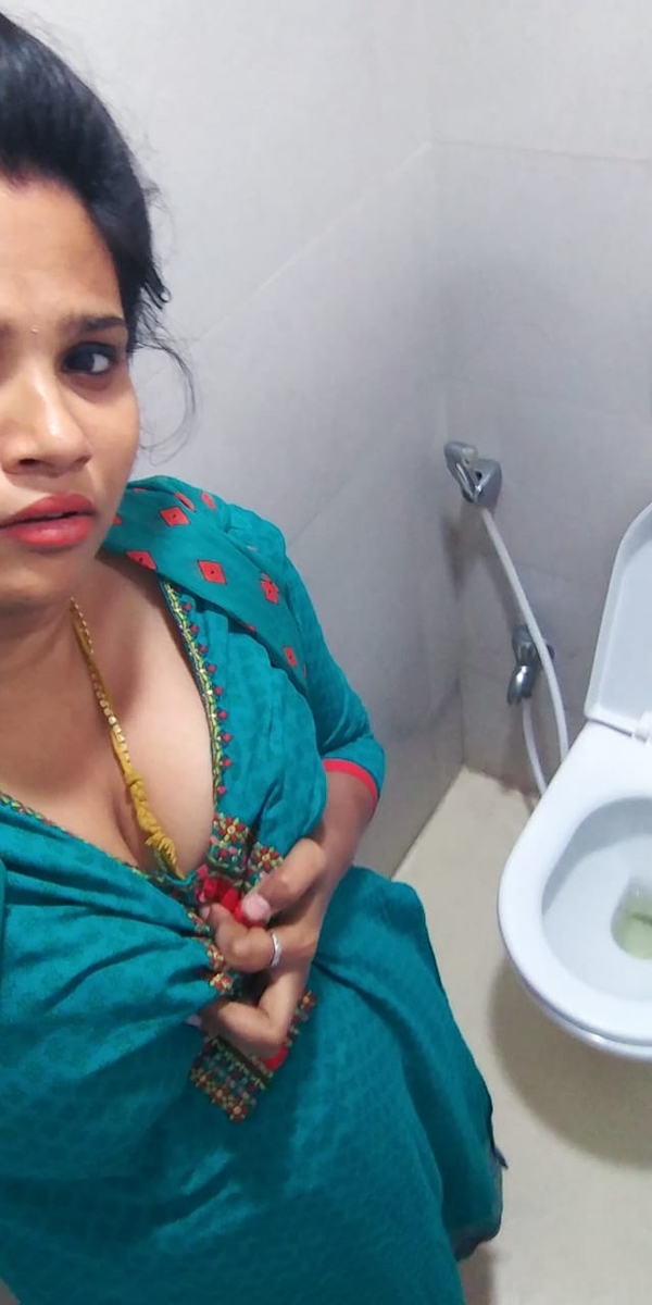 big-boobs-tamil-girlfriend-viral-nudes-leaked-009