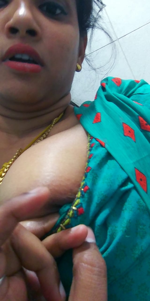 big-boobs-tamil-girlfriend-viral-nudes-leaked-015