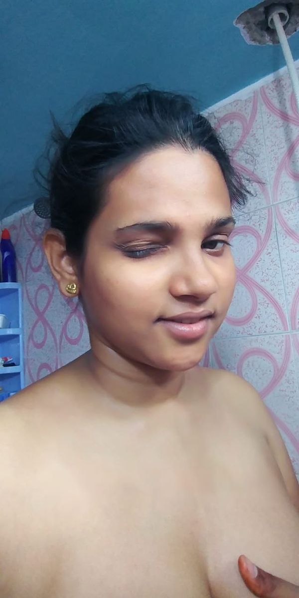 big-boobs-tamil-girlfriend-viral-nudes-leaked-033