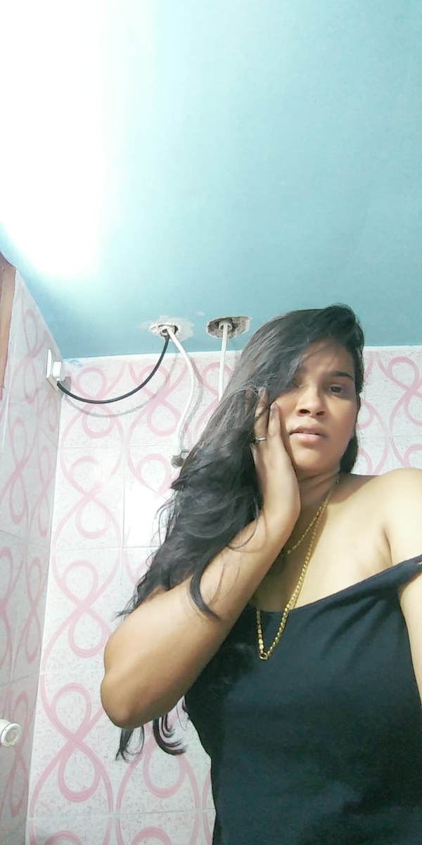 big-boobs-tamil-girlfriend-viral-nudes-leaked-044